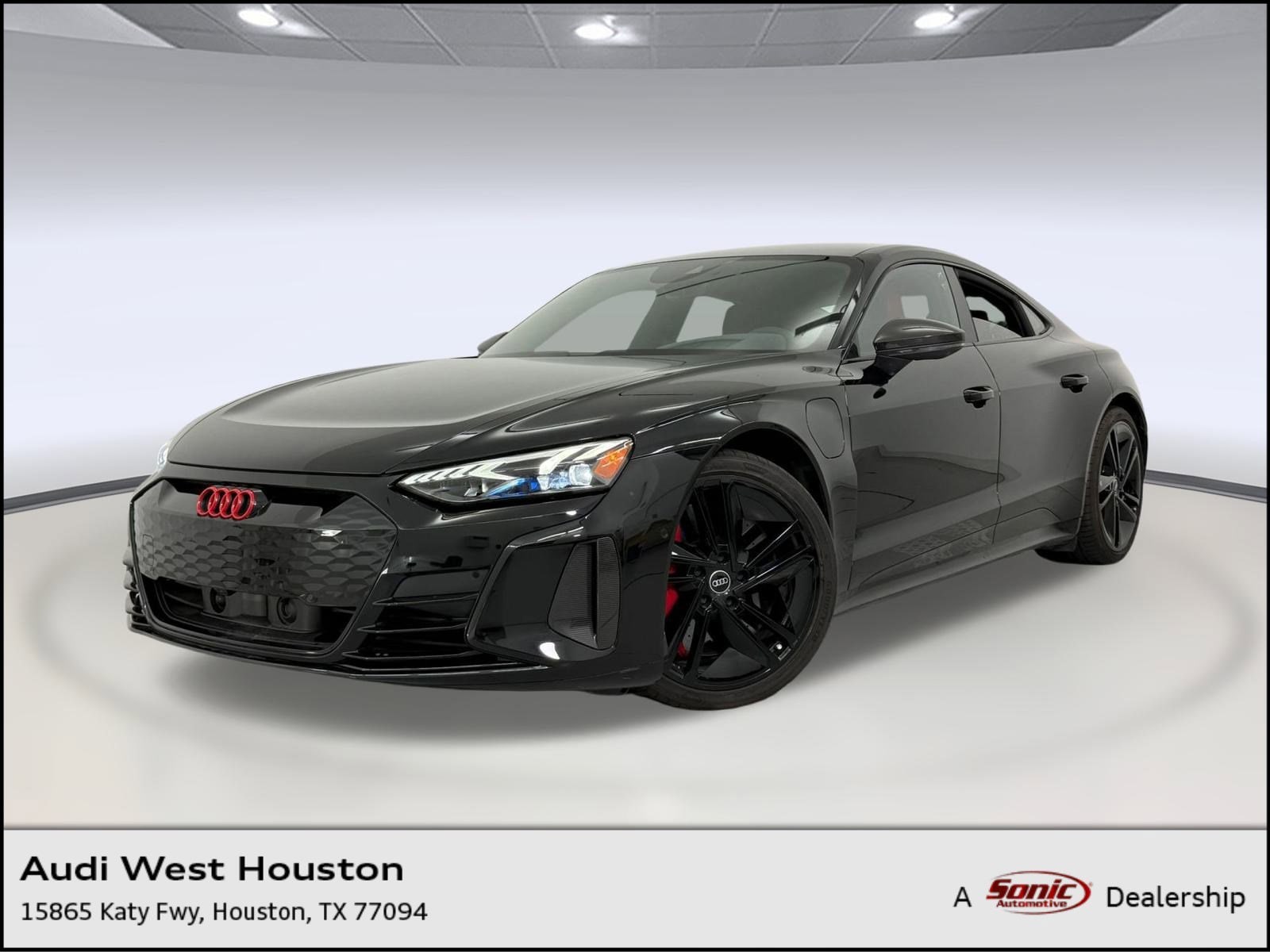 2023 Audi RS e-tron GT Base's photo