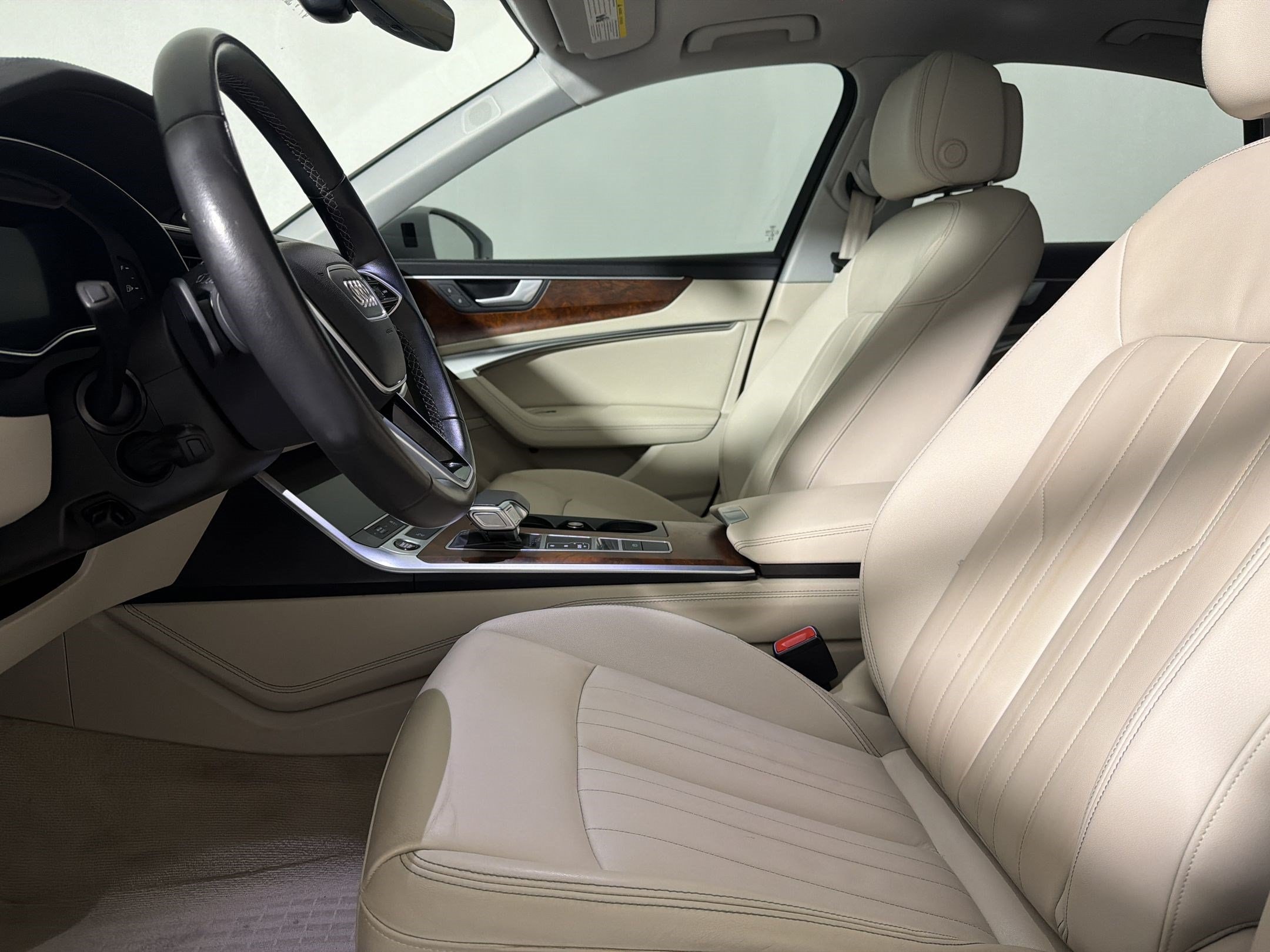 A6 Sedan Premium Plus Sedan