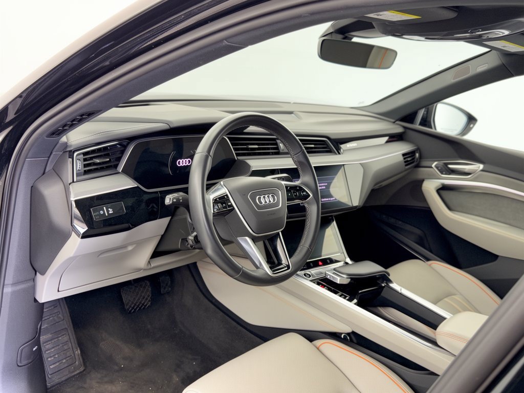 Q8 E-tron Sportback S Line Prestige SUV