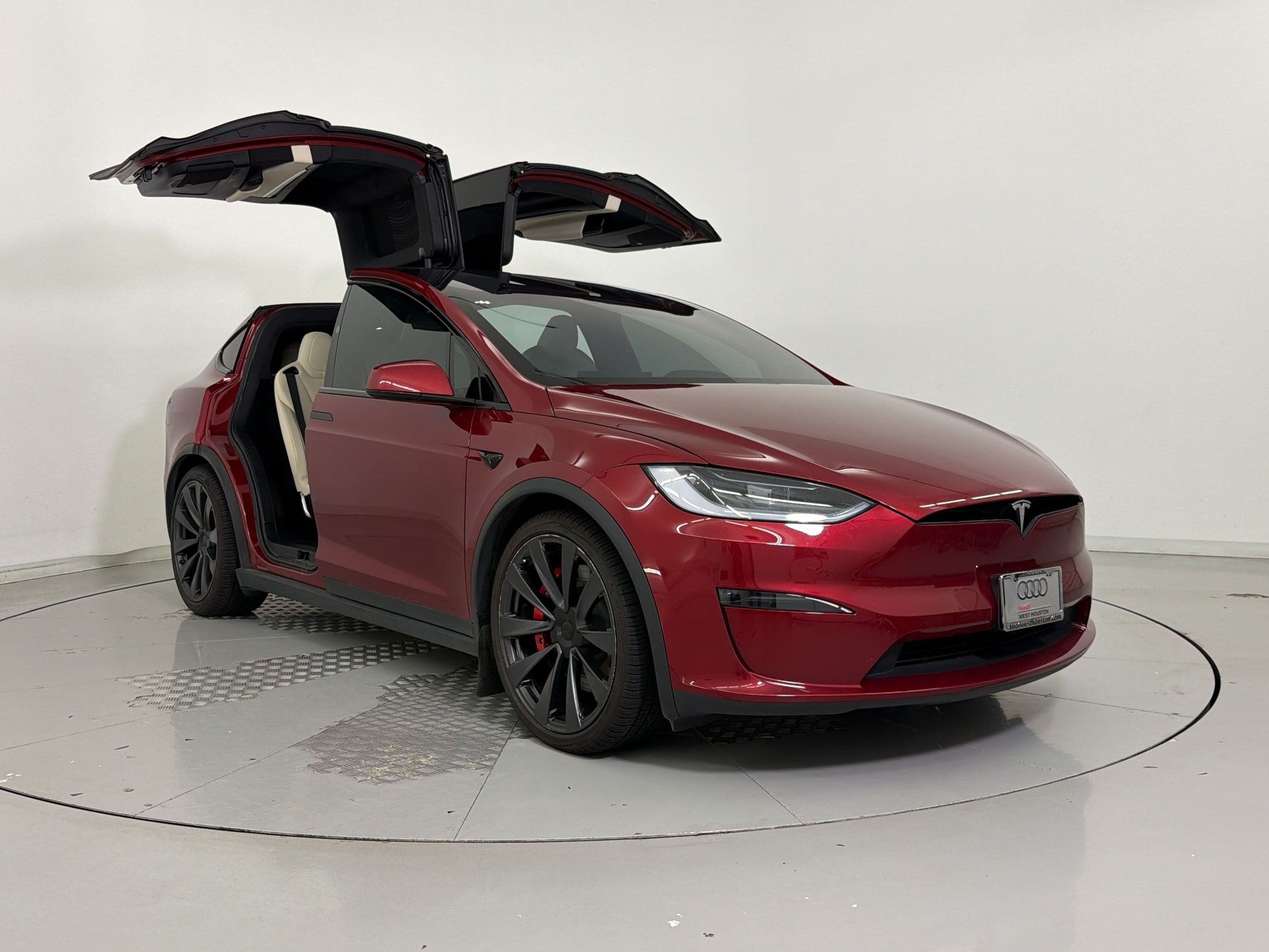 Model X Plaid SUV