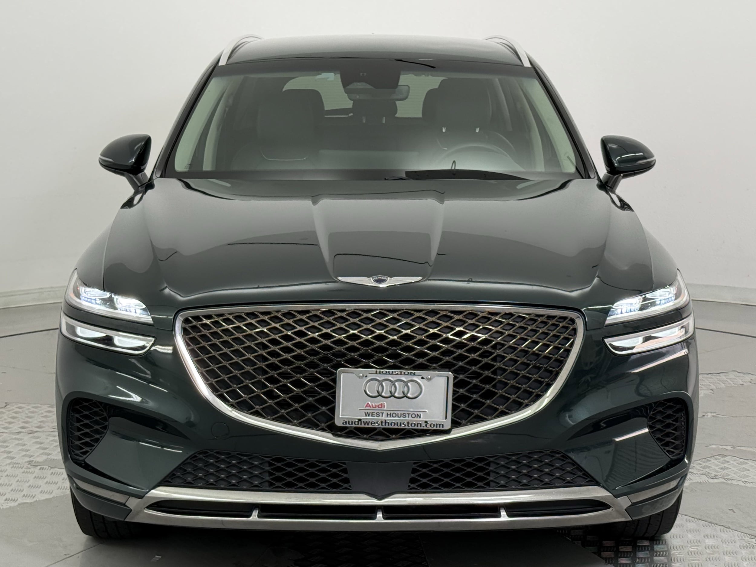 Used 2022 GENESIS GV70 Standard with VIN KMUMADTB5NU065345 for sale in Houston, TX
