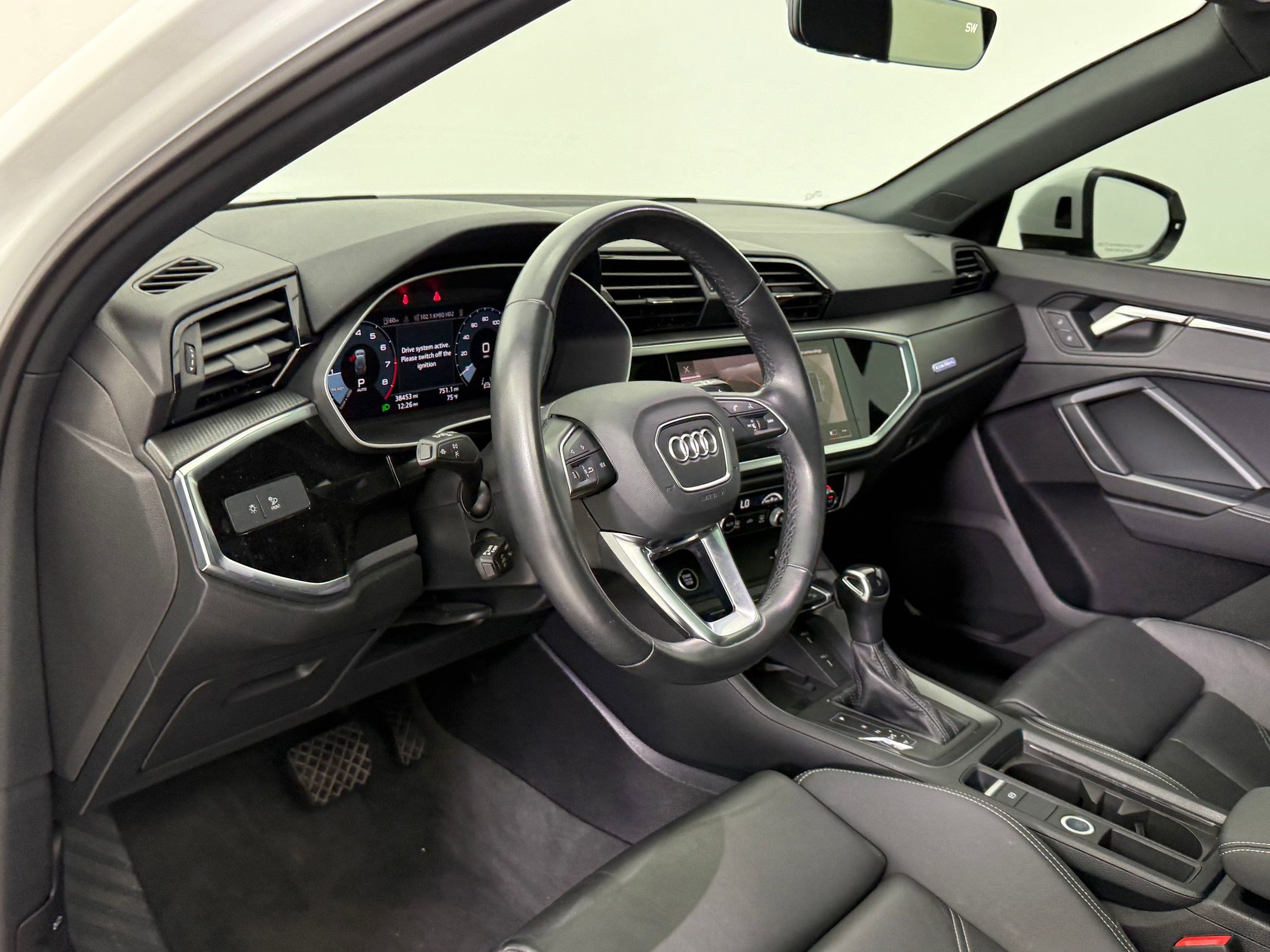 2024 Audi Q3 S line Premium Plus photo 4