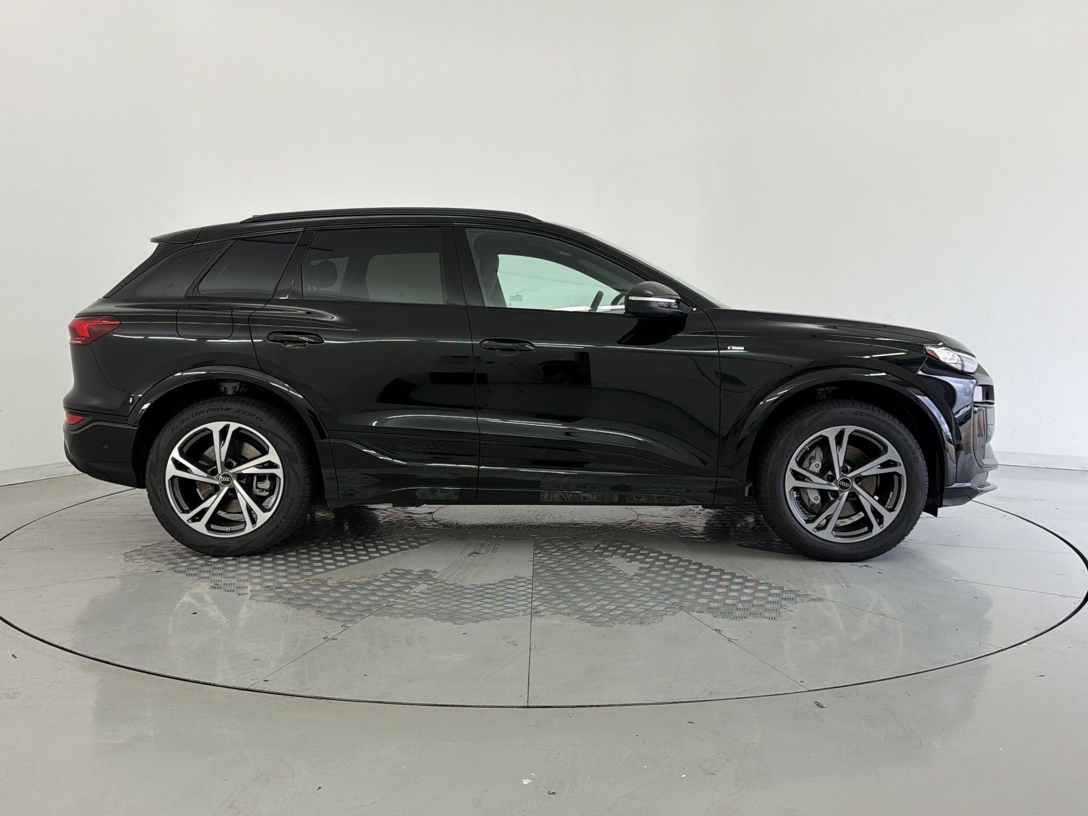 Q6 E-tron Premium Plus SUV