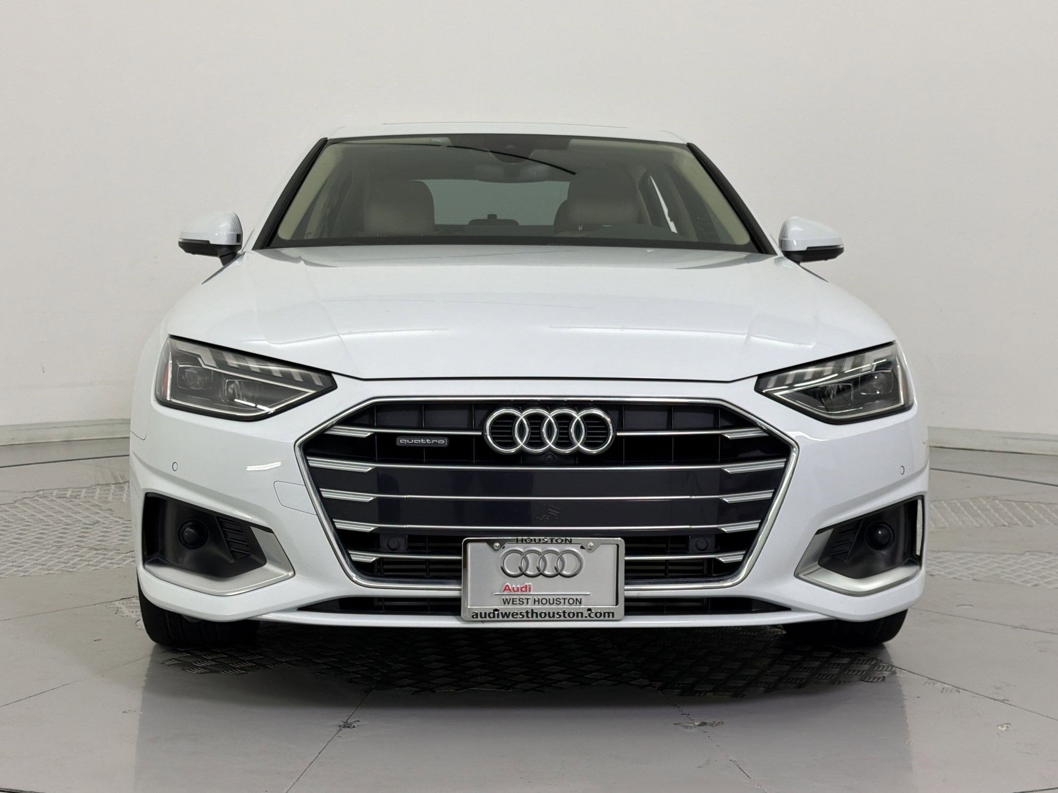 A4 Sedan Premium Plus Sedan