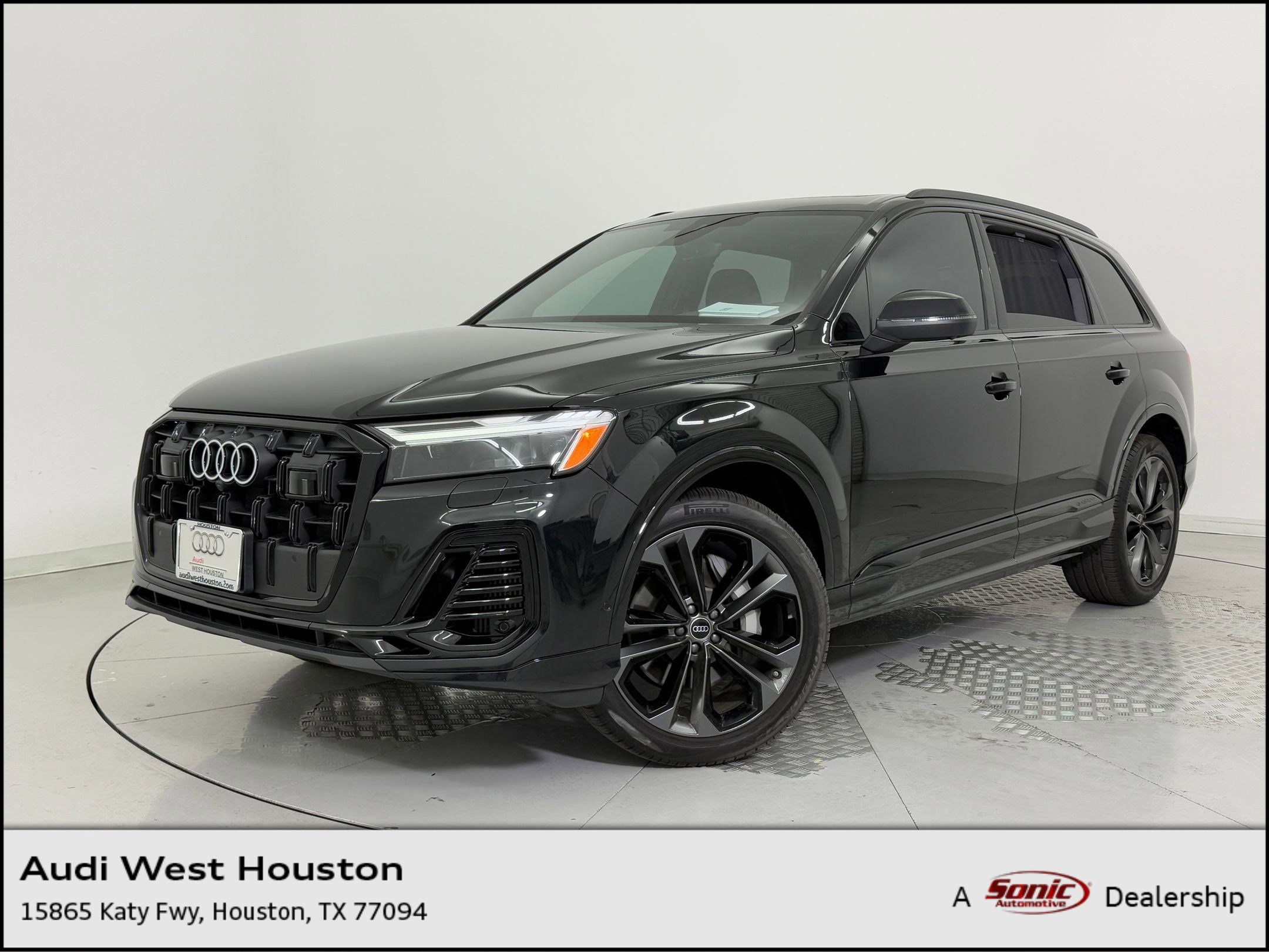 2025 Audi Q7 Premium Plus's photo