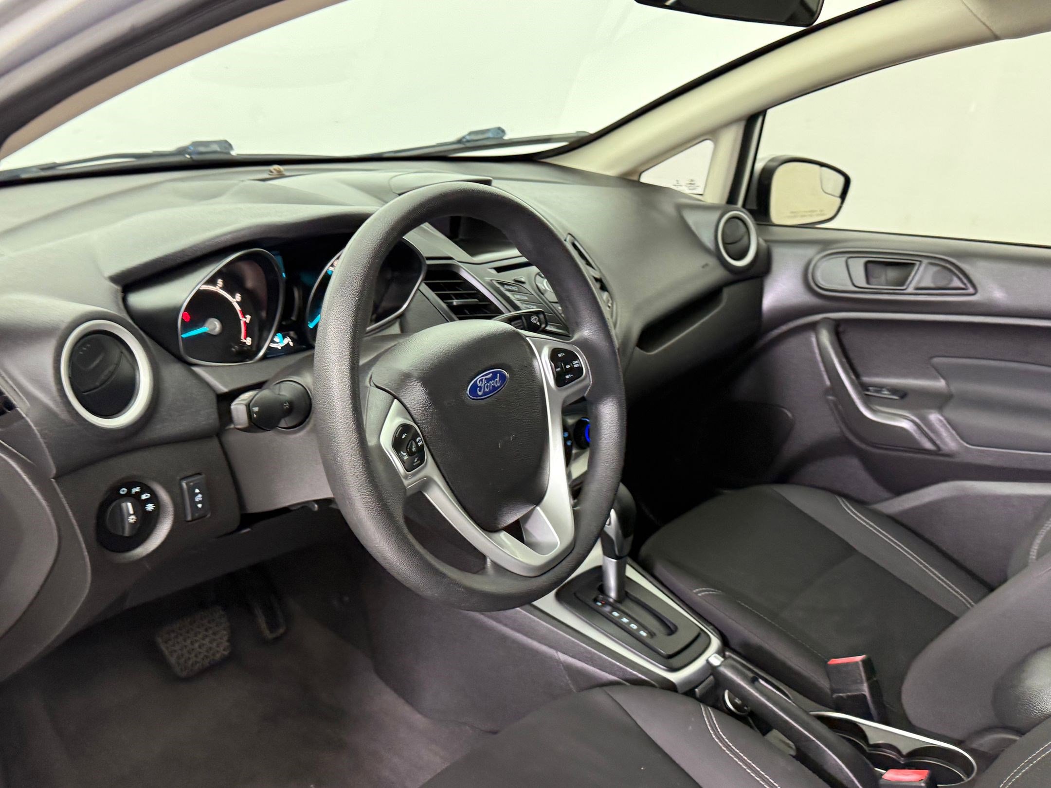 2019 Ford Fiesta SE photo 4