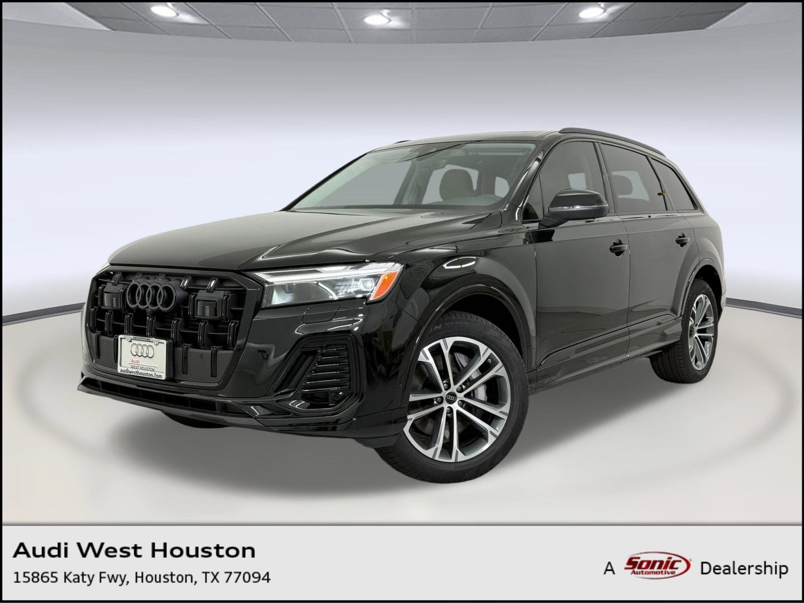 2026 Audi Q7 Premium Plus's photo