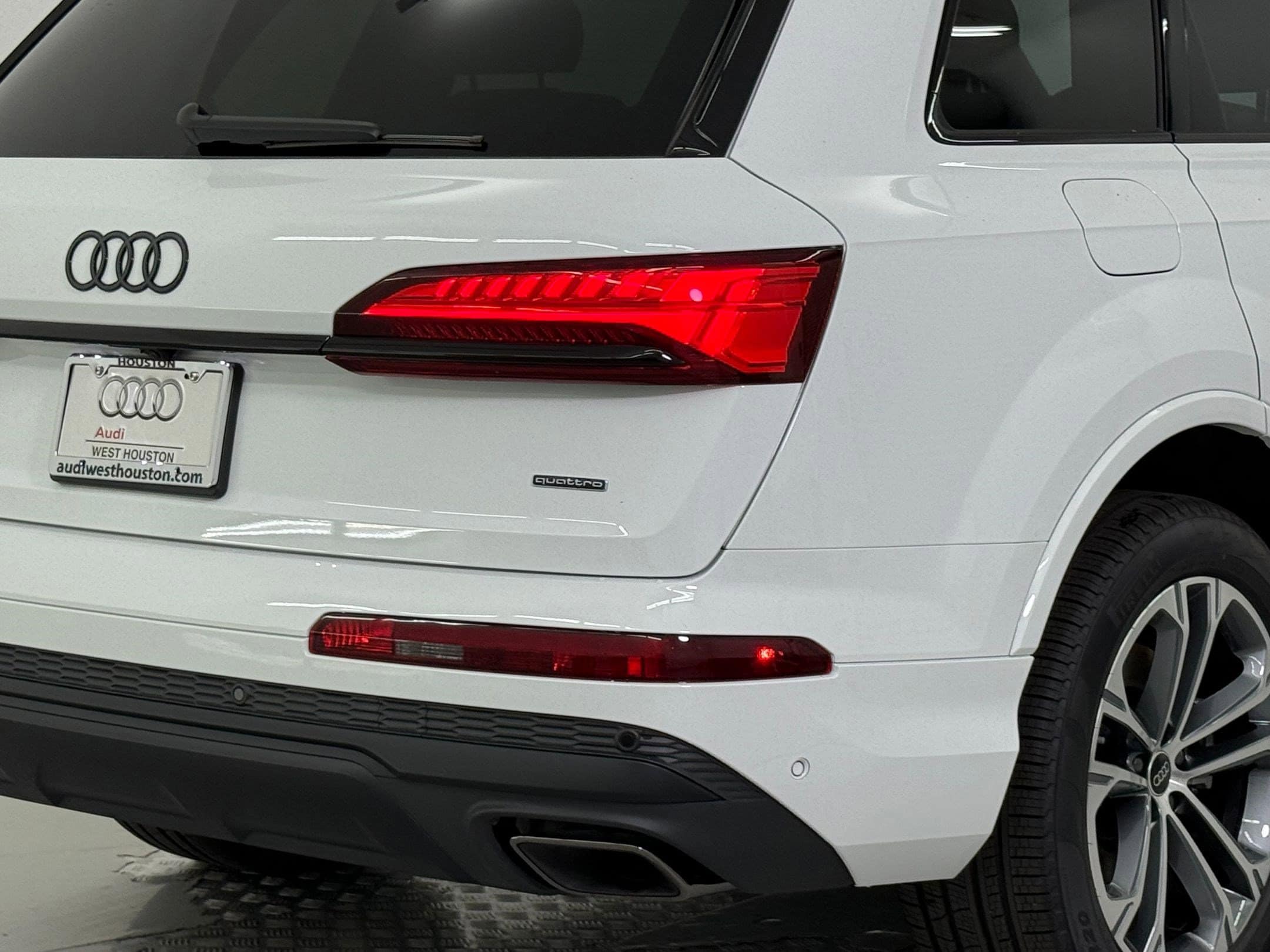 2026 Audi Q7 Premium - Photo 12
