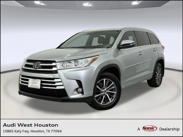 Used 2018 Toyota Highlander XLE SUV for sale in Houston