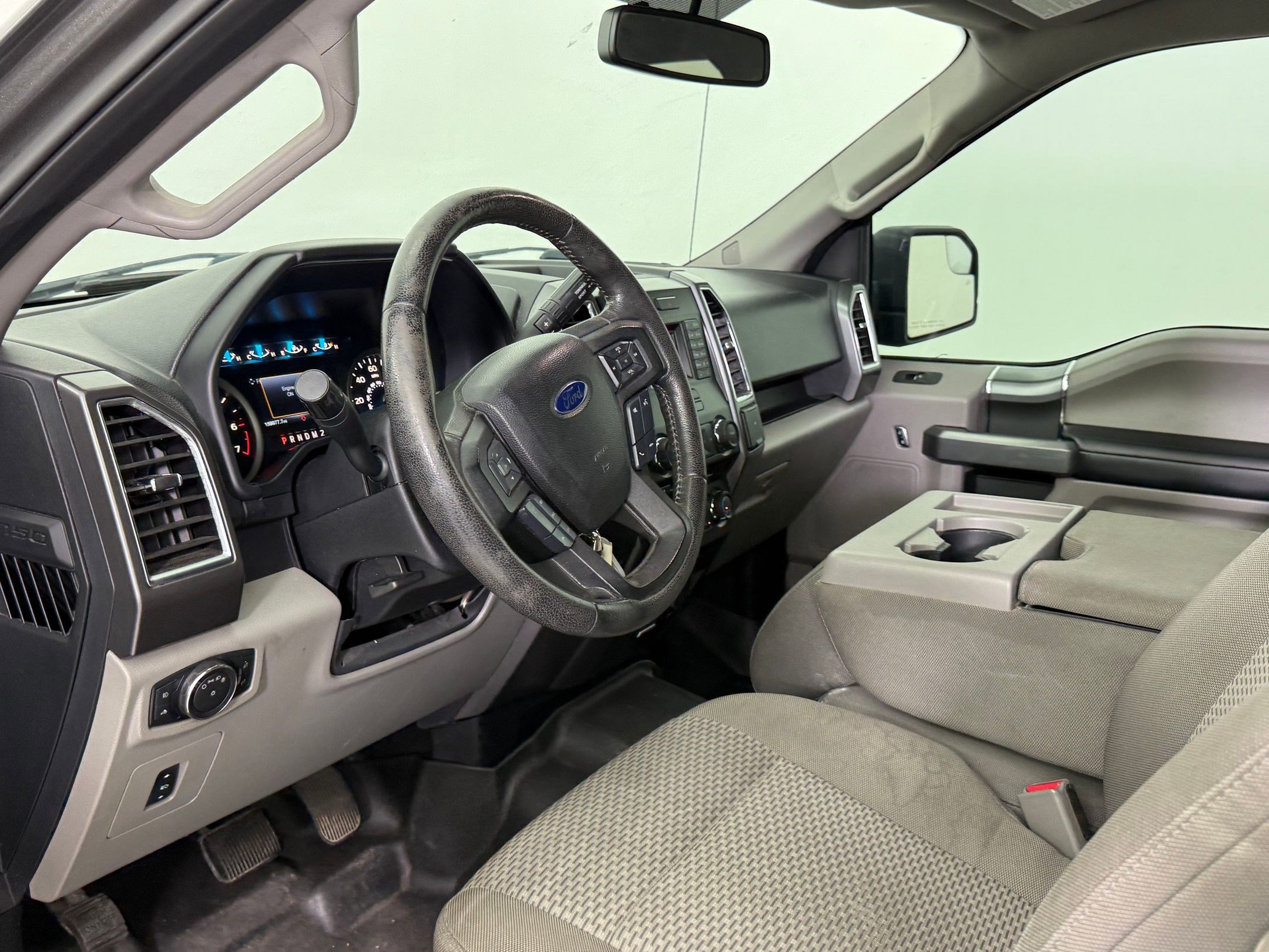 2016 Ford F-150 XLT photo 4