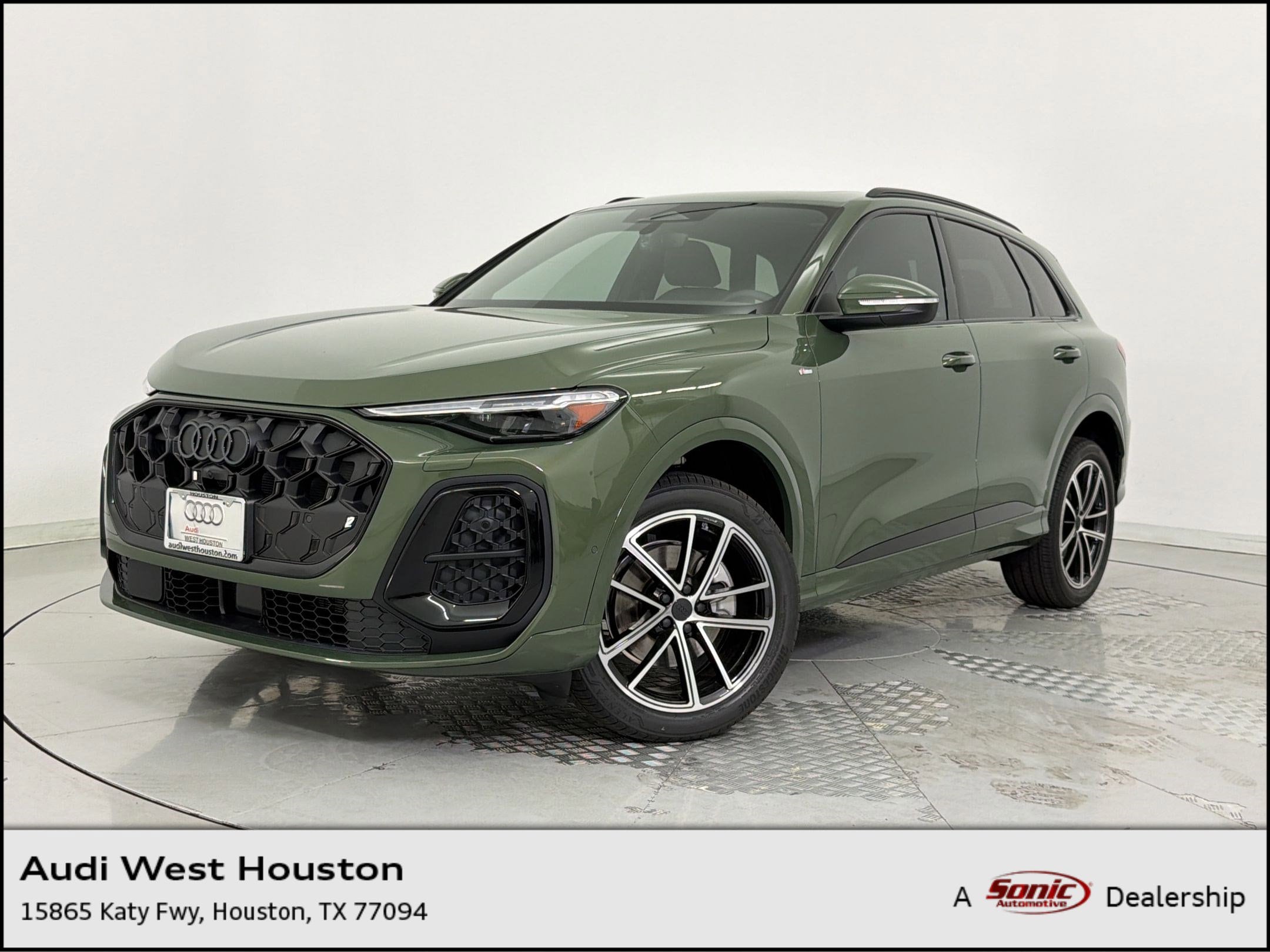 2026 Audi Q5 Premium Plus quattro's photo