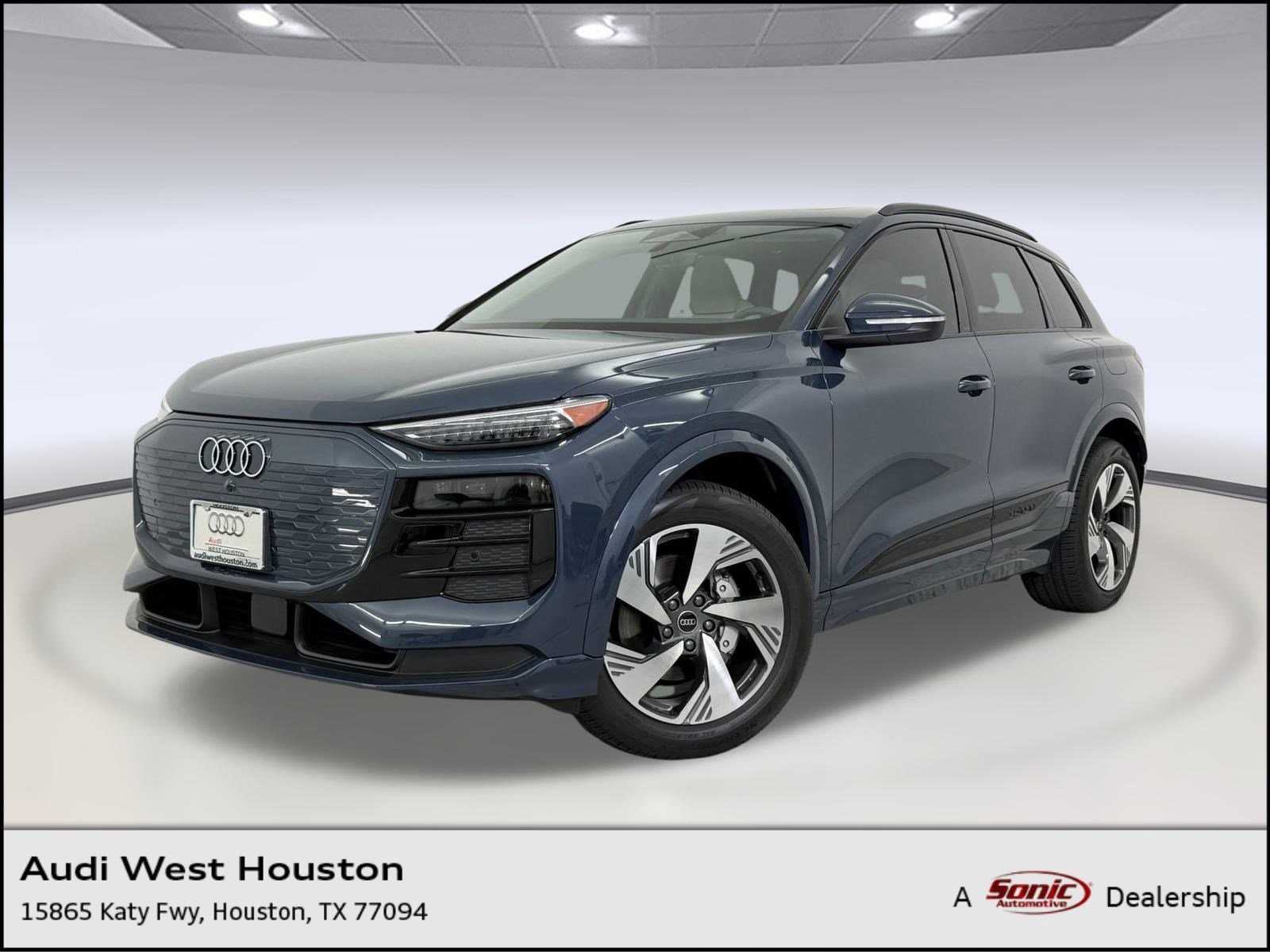 2025 Audi Q6 e-tron Premium Plus's photo