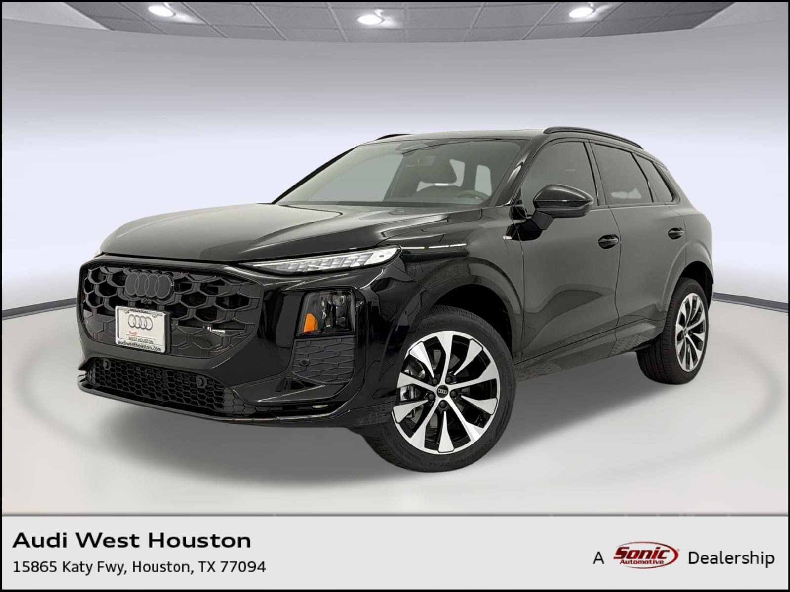 2026 Audi Q3 S line quattro's photo