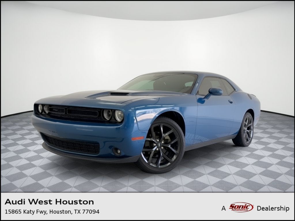 Used 2022 Dodge Challenger SXT
