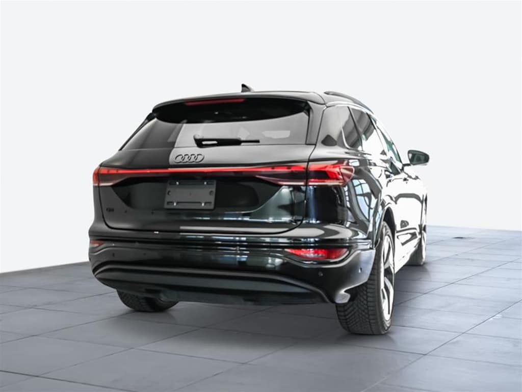 Used 2025 Audi Progressiv SUV