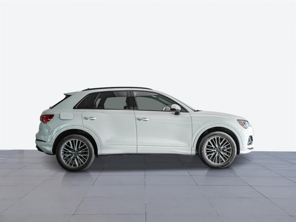Used 2023 Audi 45 Komfort SUV