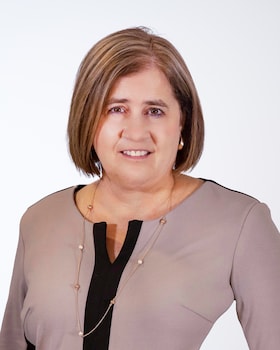 Staff member Jo-anne Poirier from b1061e320b4d