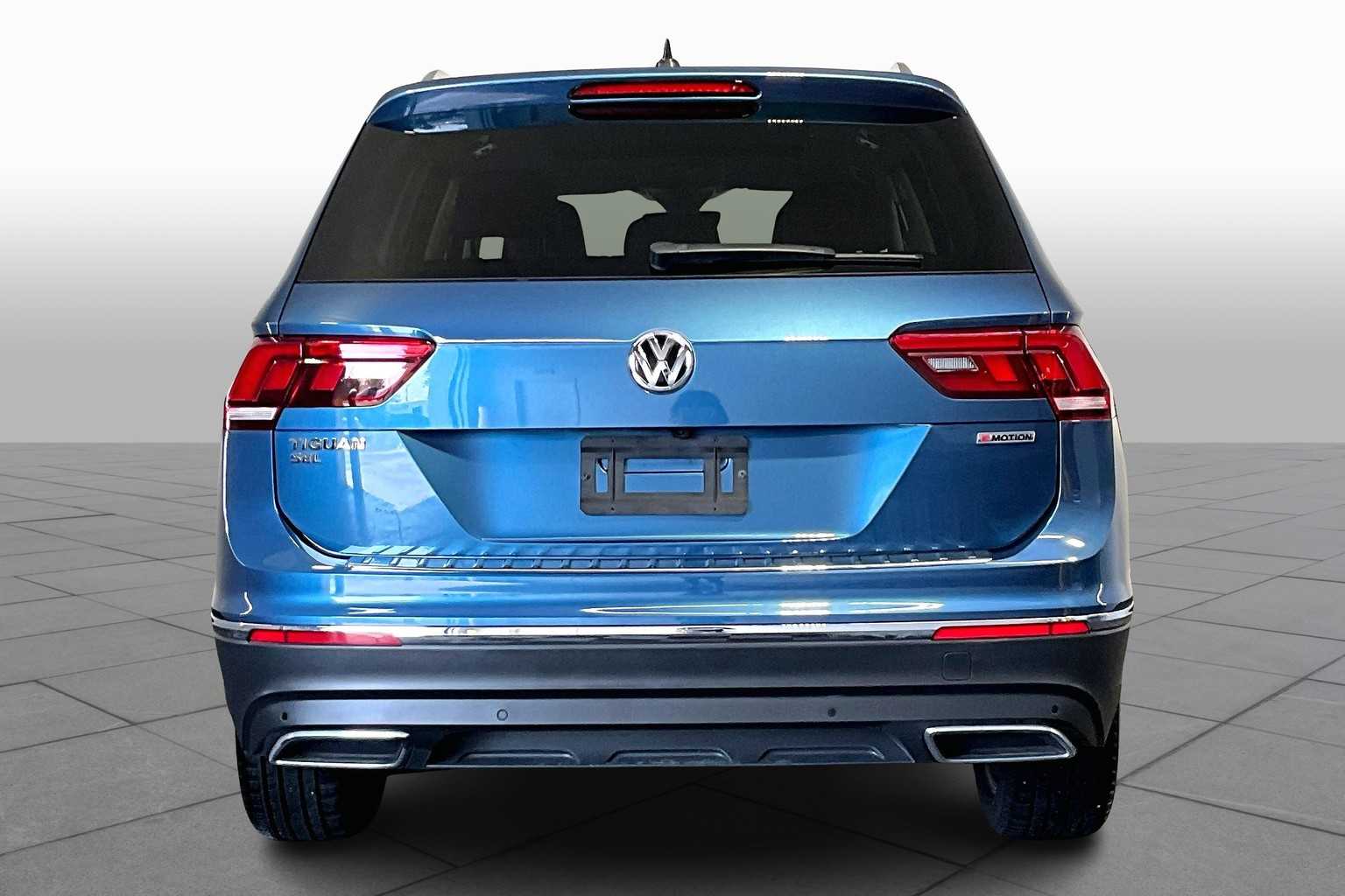 2020 Volkswagen Tiguan SEL photo 4