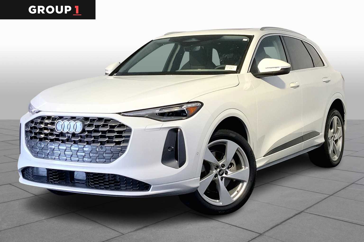 2025 Audi New Q5 Premium Plus's photo