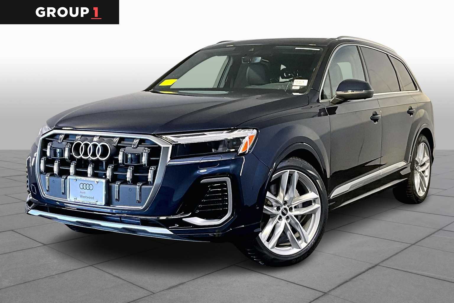 2025 Audi Q7 Premium Plus's photo