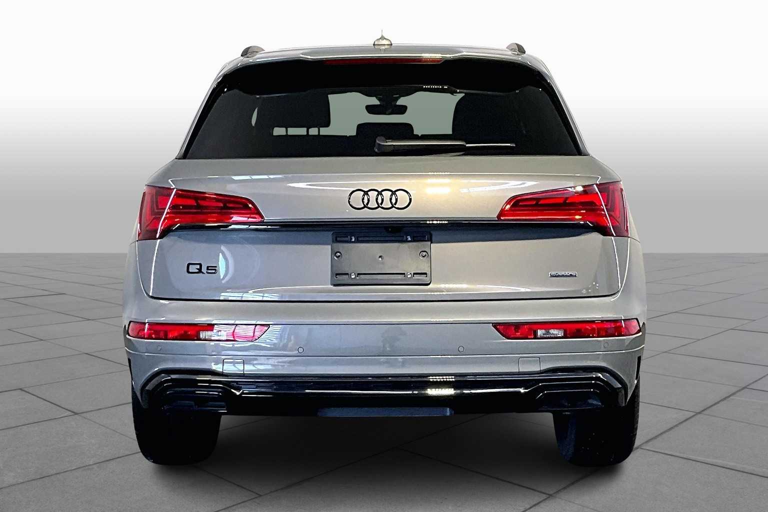 2025 Audi Q5 45 S line Premium Plus photo 4