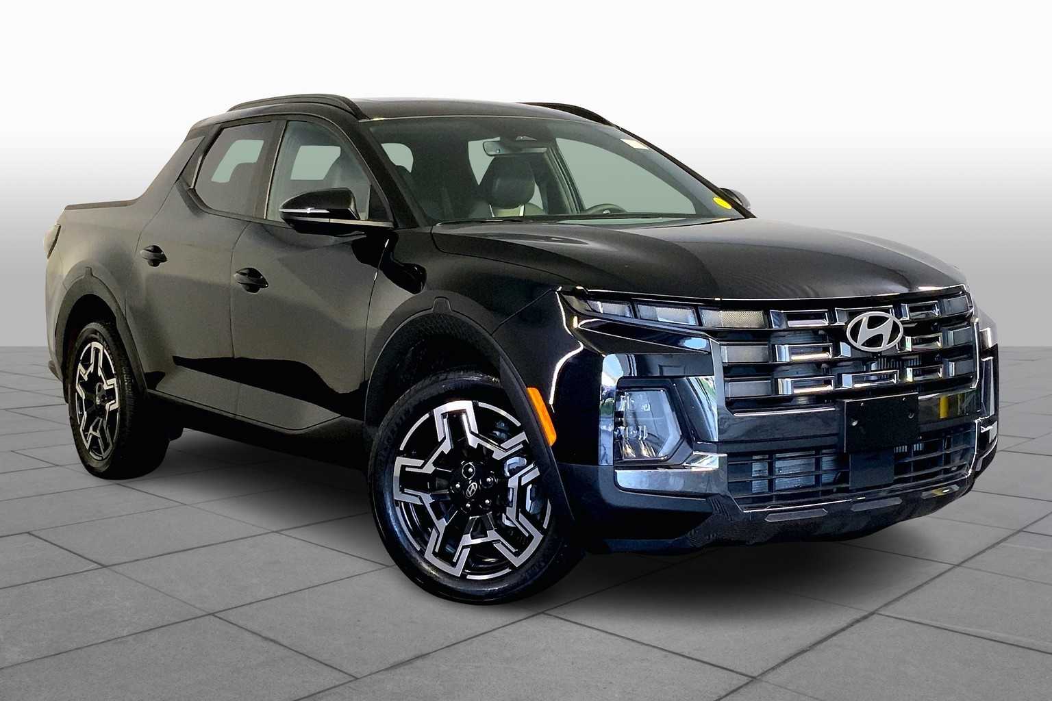 Used 2025 Hyundai Santa Cruz Limited with VIN 5NTJEDDF4SH133072 for sale in Westwood, MA