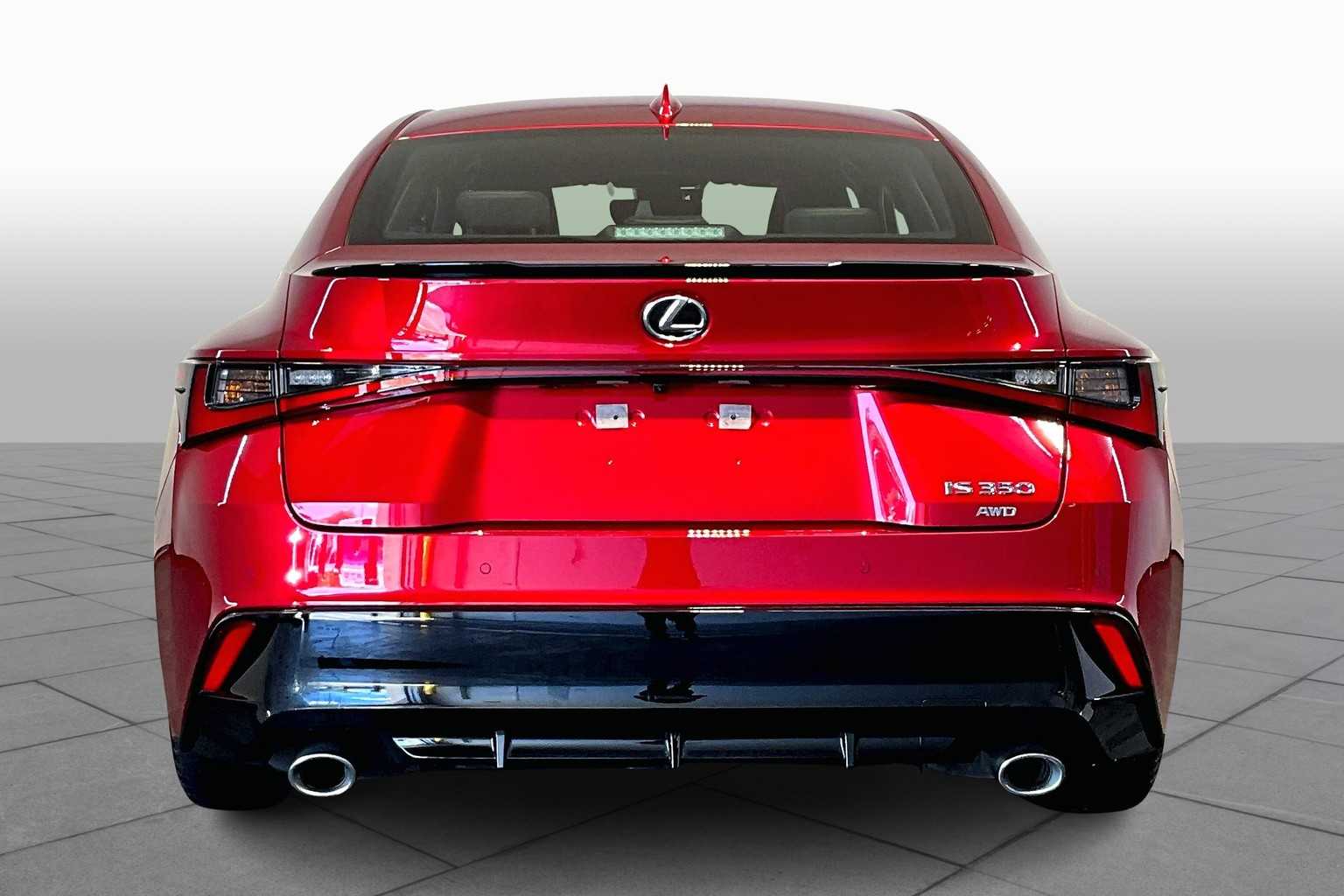 2024 Lexus IS 350 F SPORT photo 4