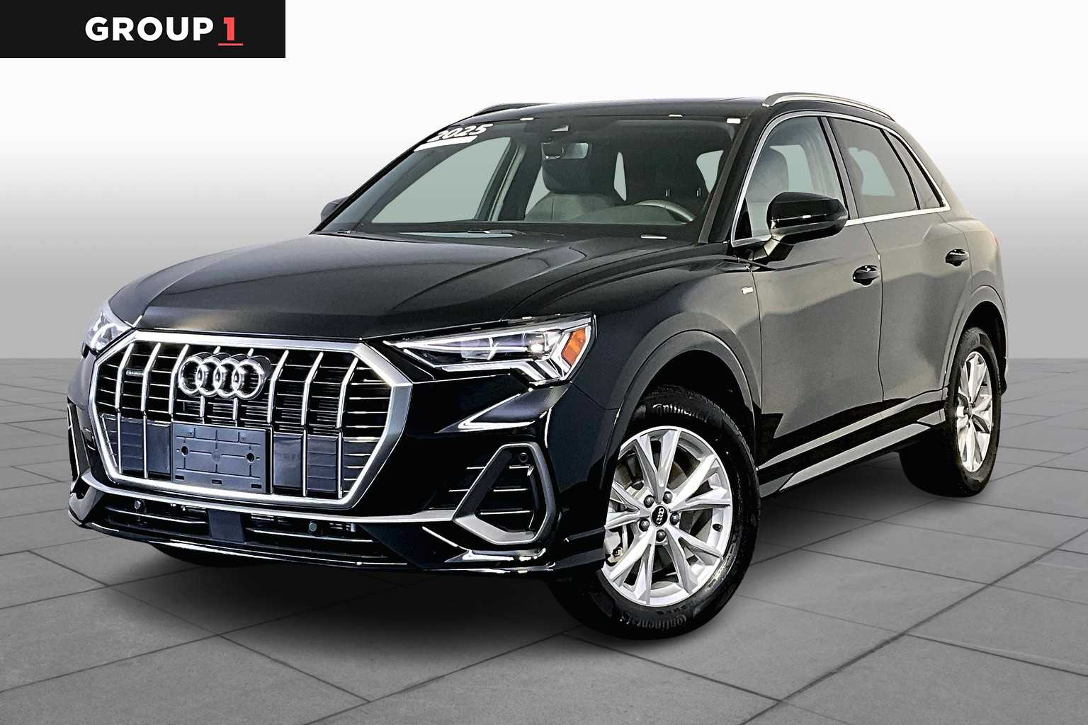 2025 Audi Q3 S Line Premium's photo