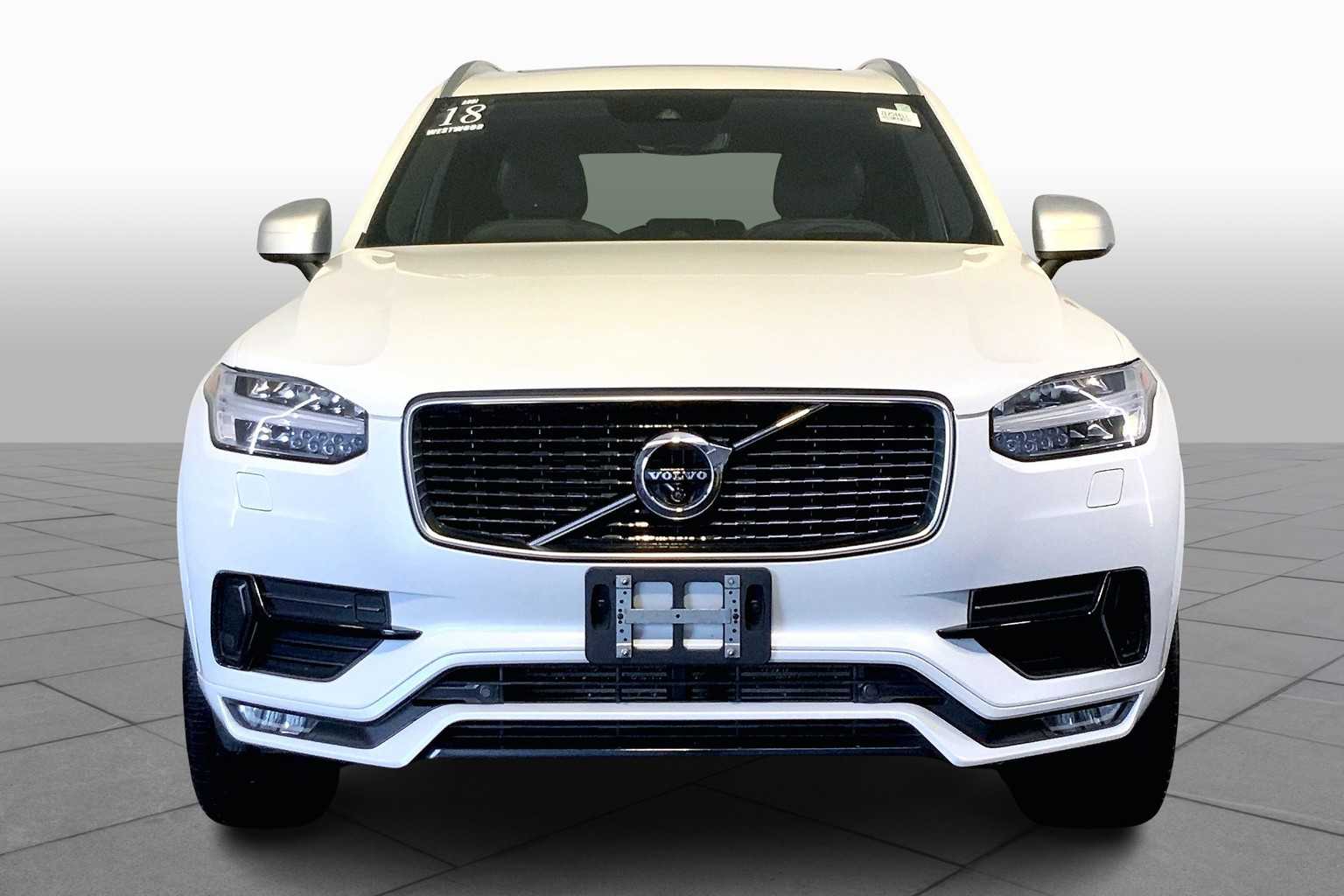 2018 Volvo XC90 T6 R-Design photo 3