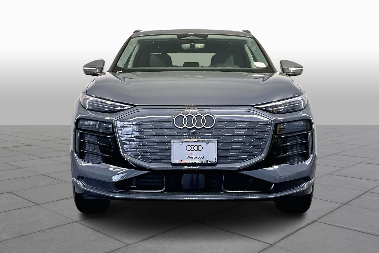 2025 Audi Q6 E-tron Premium Plus photo 3