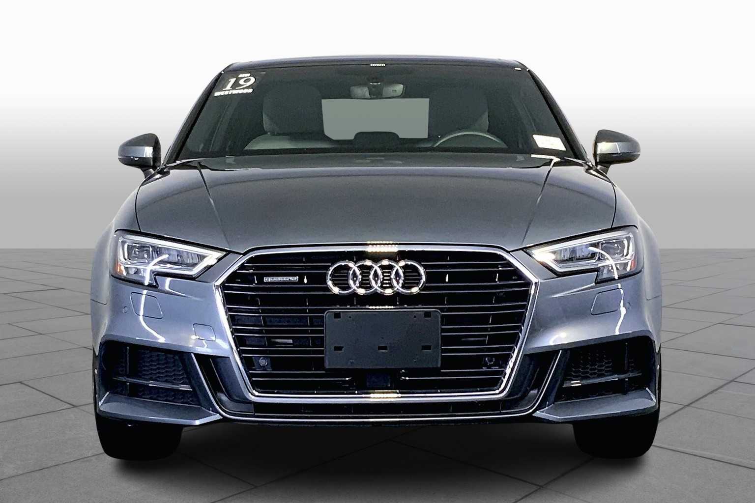 2019 Audi A3 2.0T Premium Plus photo 3