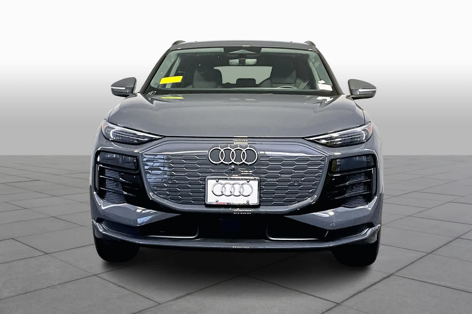 2025 Audi Q6 E-tron Premium Plus photo 3
