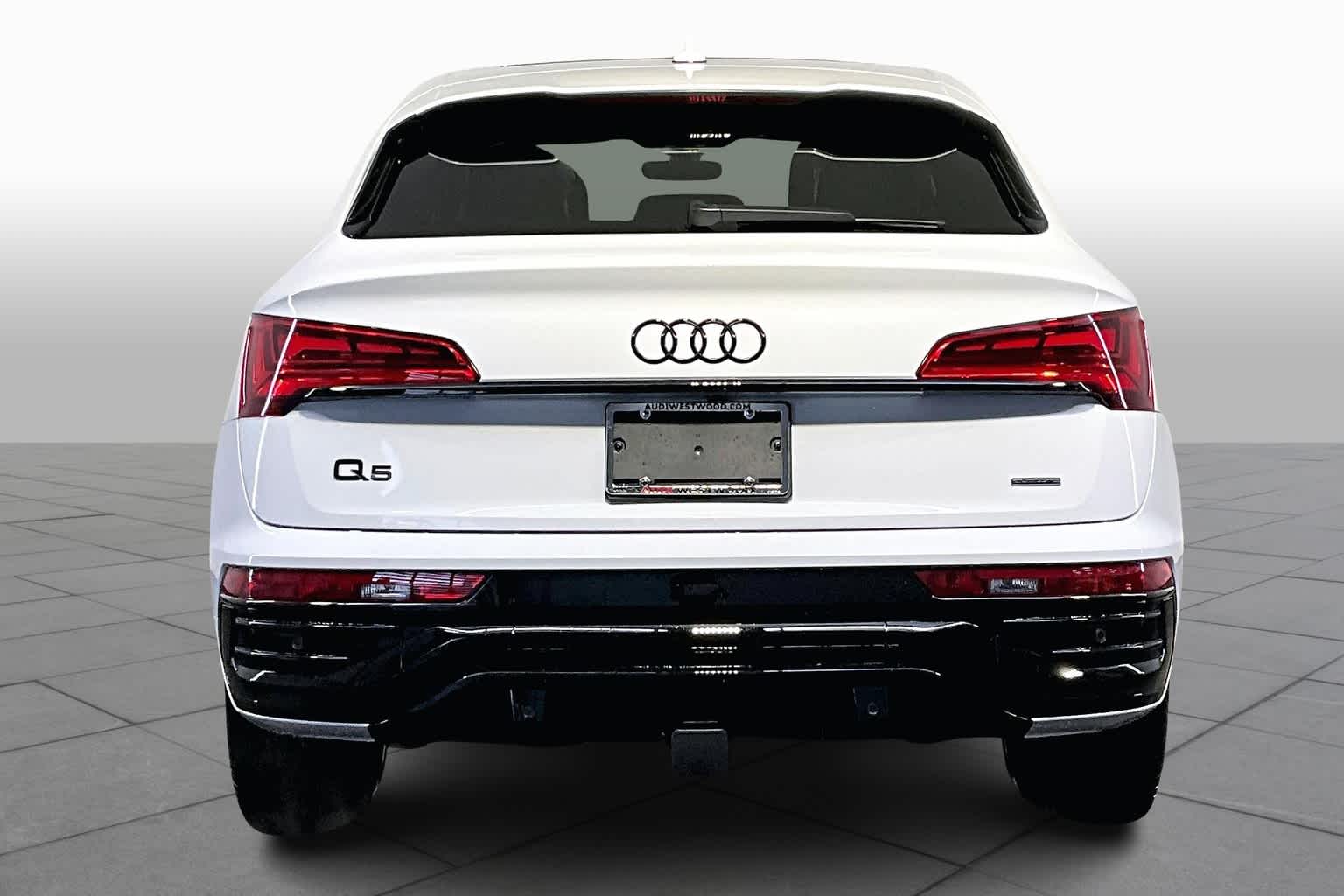 2025 Audi Q5 Sportback 45 S line Premium Plus photo 4