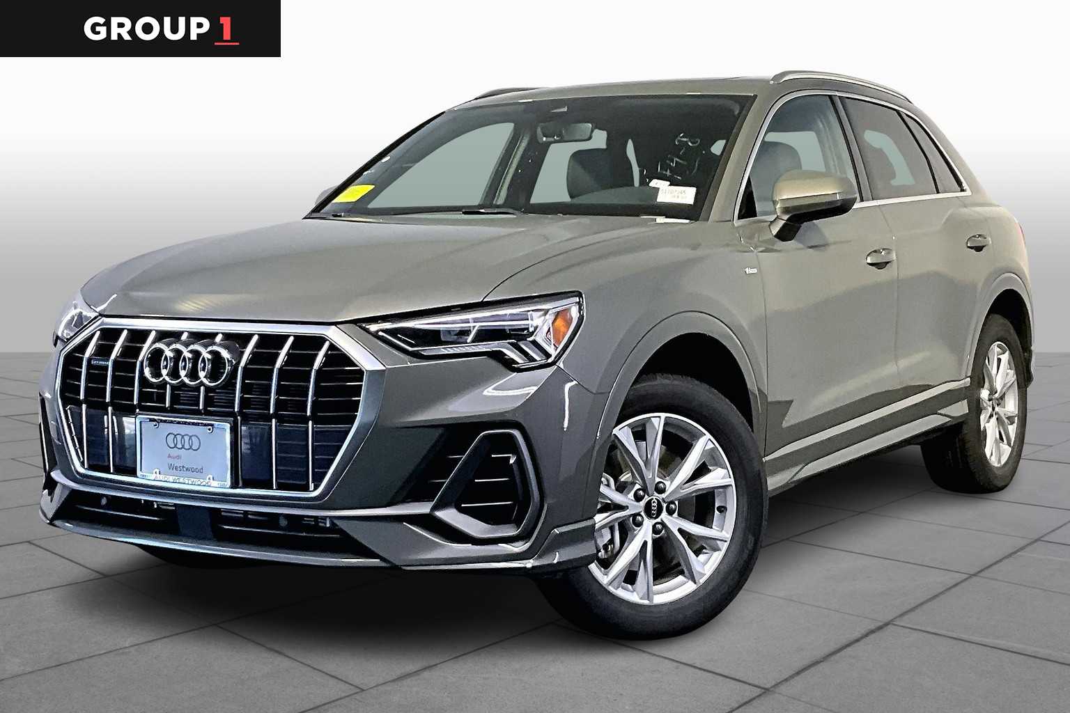 2025 Audi Q3 S Line Premium's photo