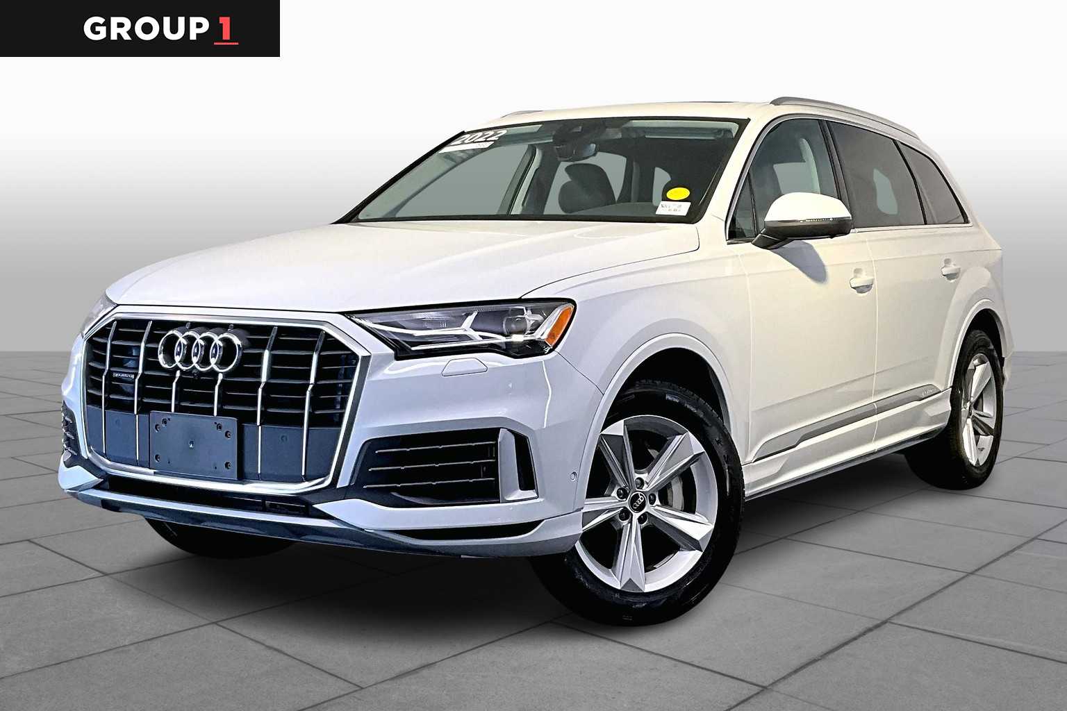 2022 Audi Q7 Premium's photo