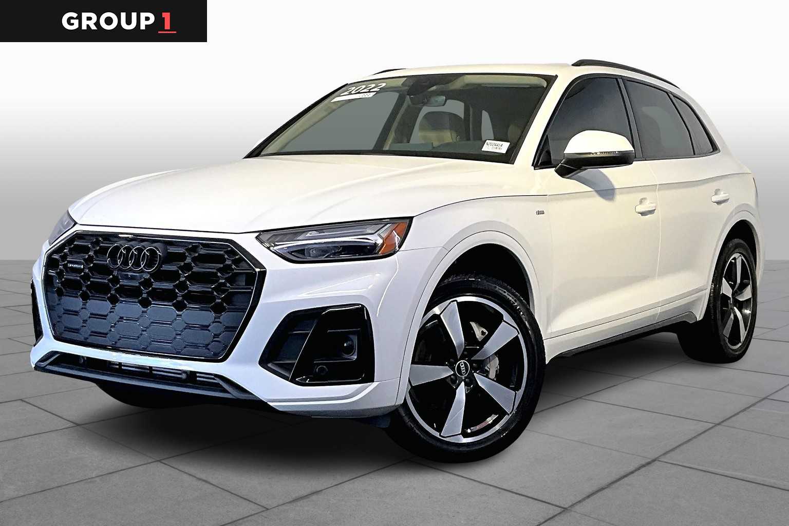 2022 Audi Q5 Premium Plus