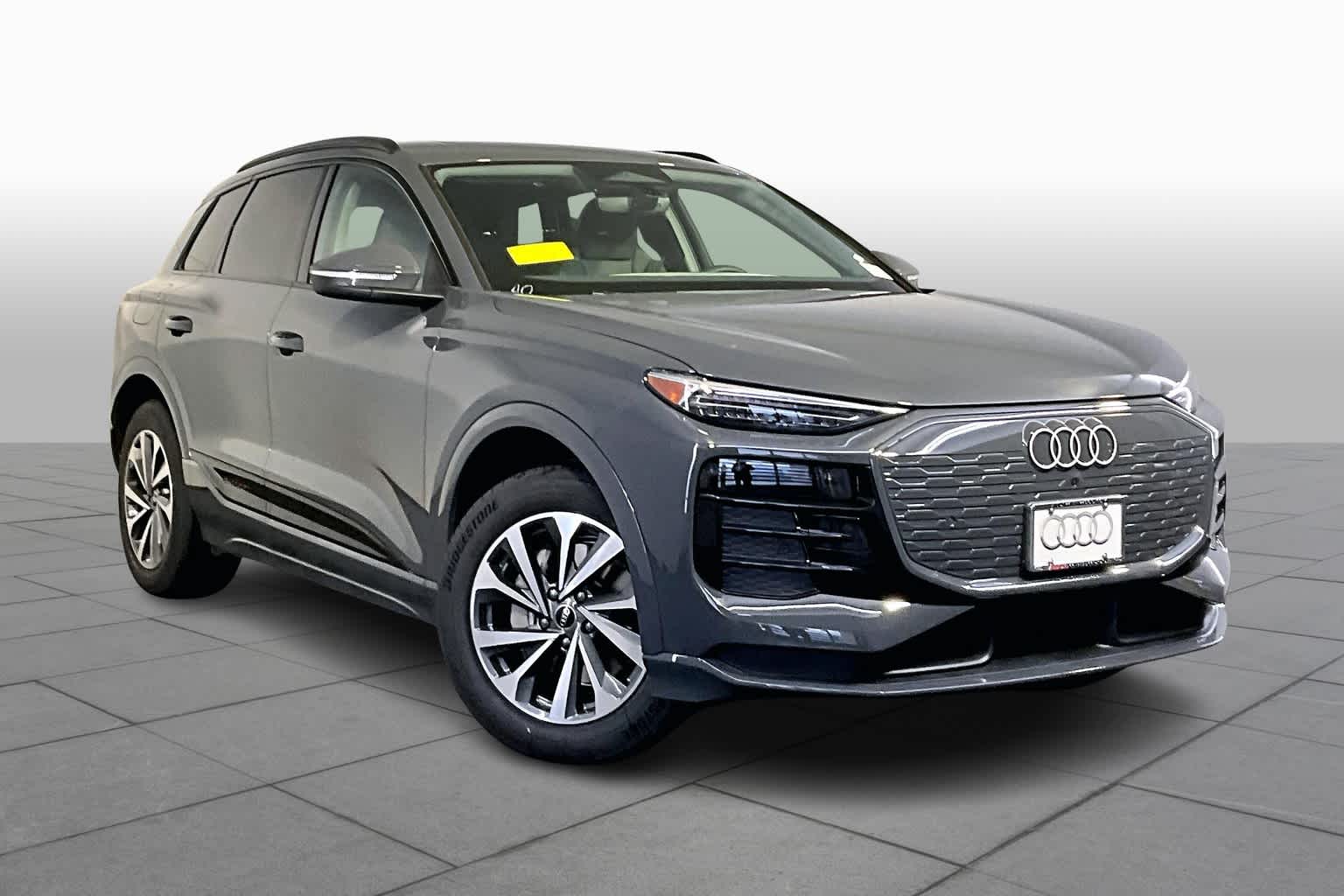 2025 Audi Q6 E-tron Premium Plus photo 2