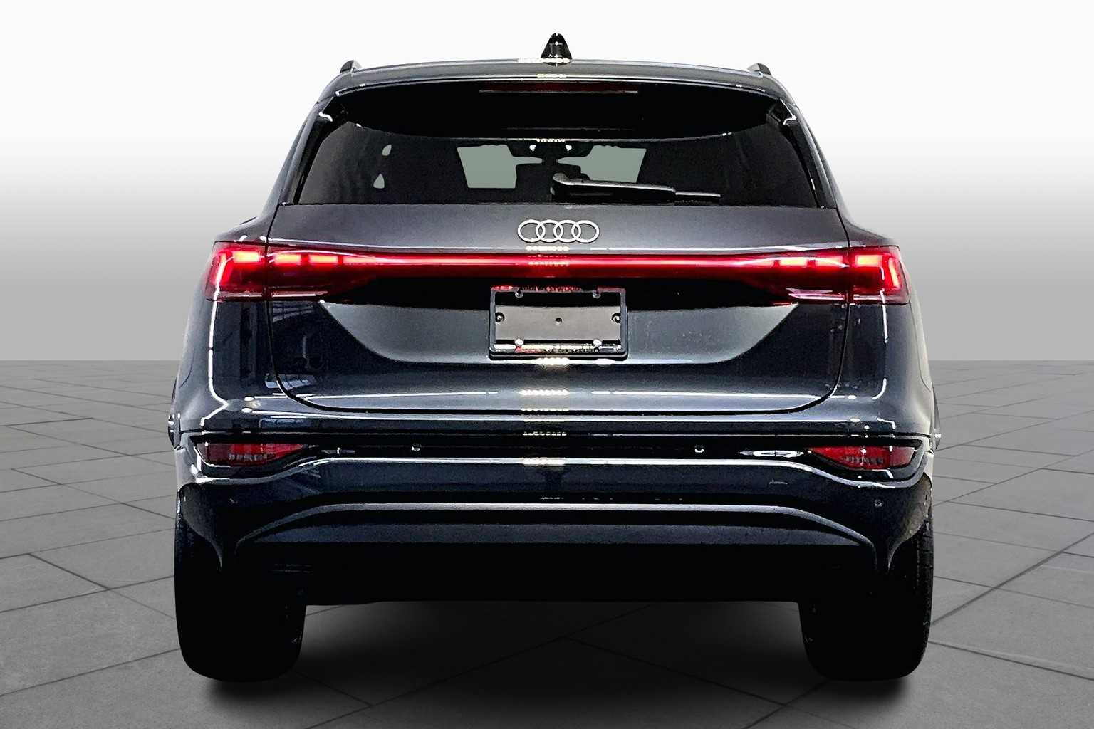 2025 Audi Q6 E-tron Premium Plus photo 4
