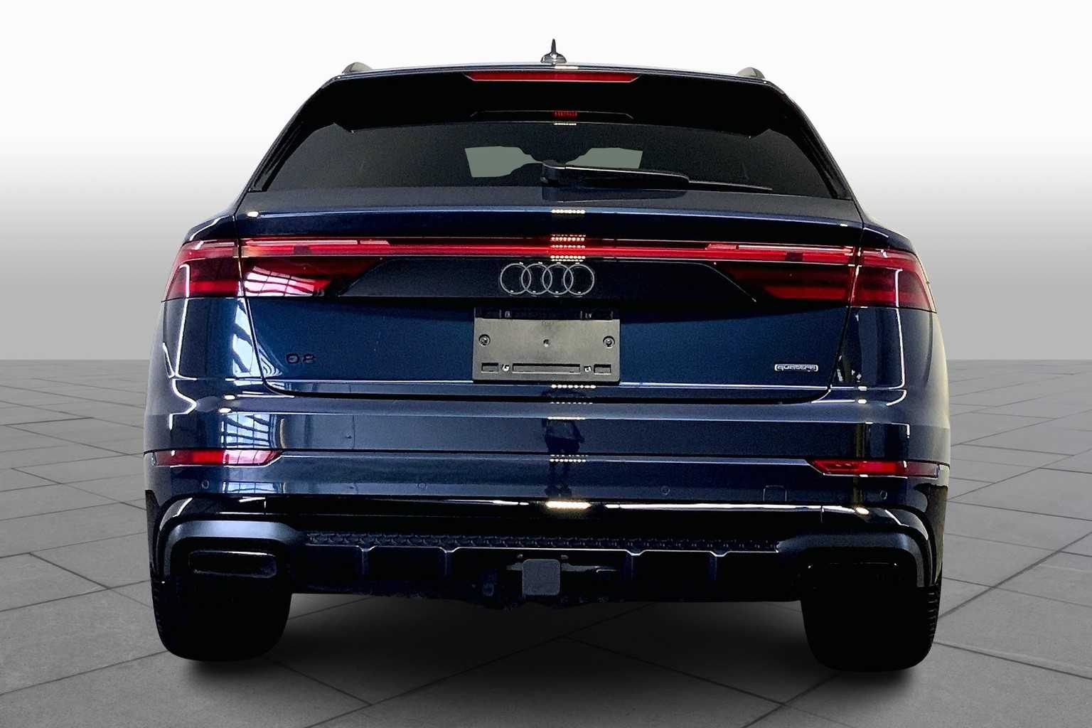 2025 Audi Q8 55 Premium Plus photo 3