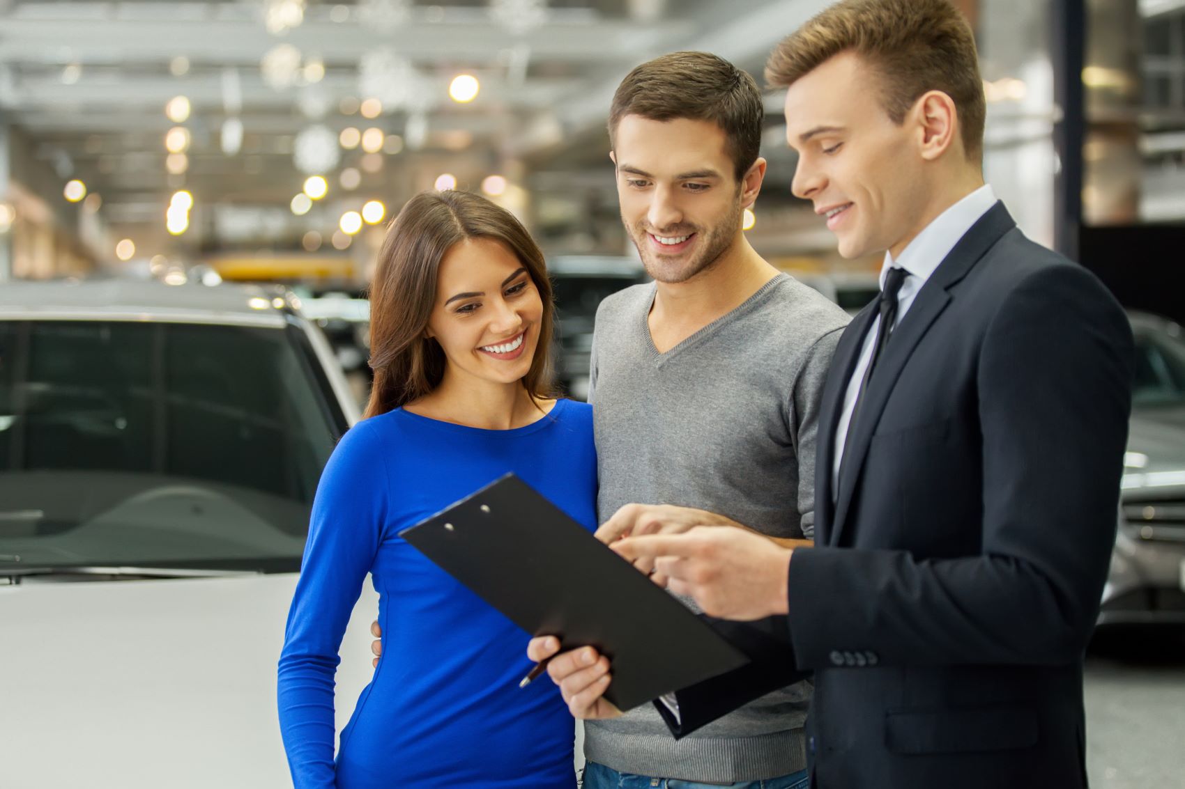 Sales Expert Discussing Electric Audi Models