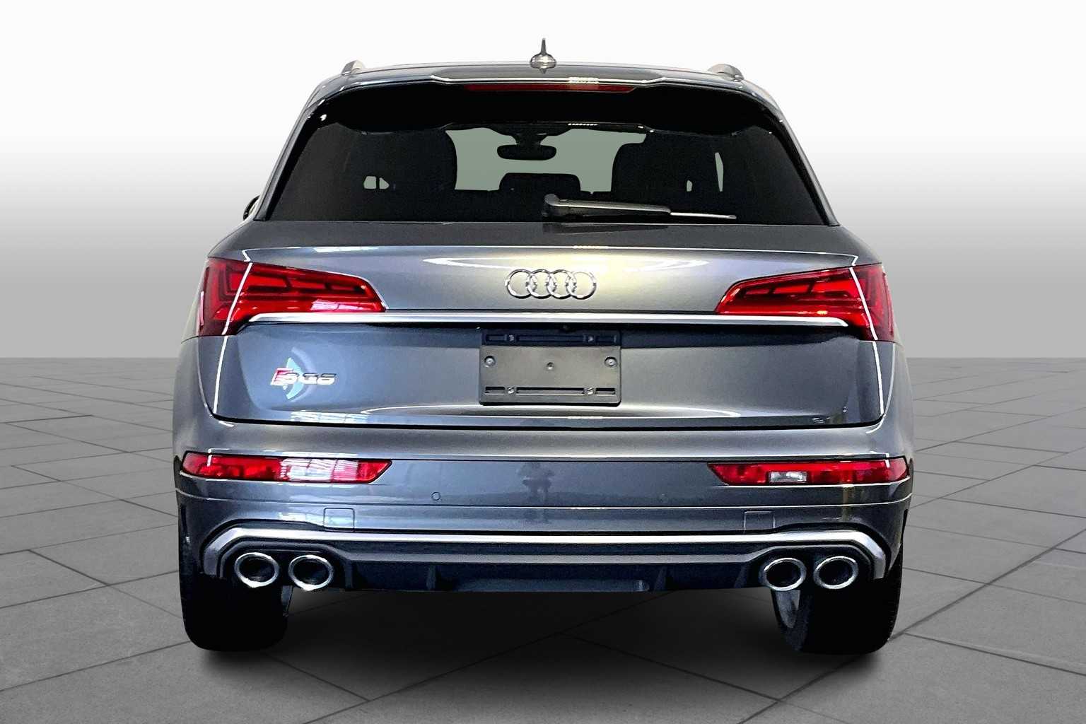 2022 Audi SQ5 Premium photo 3