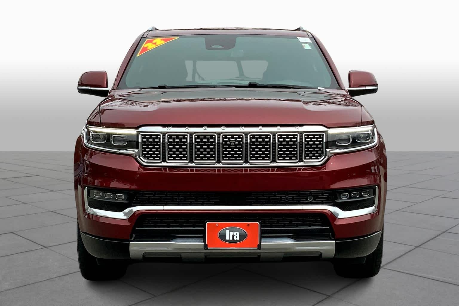 2022 Jeep Grand Wagoneer II photo 3