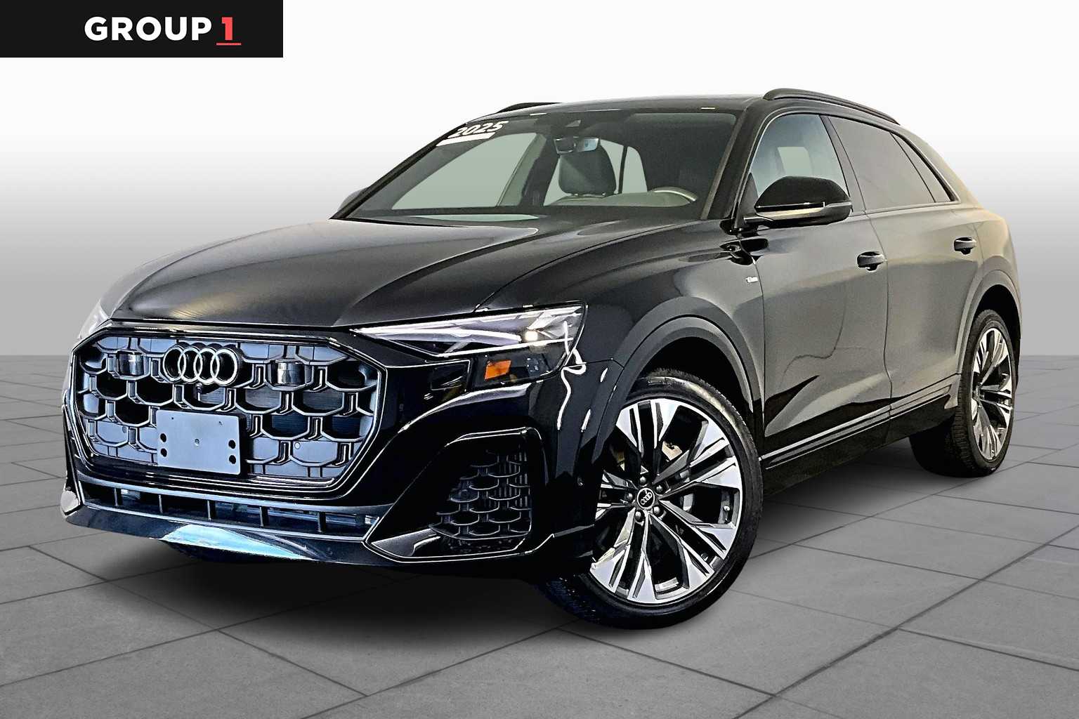 2025 Audi Q8 Premium Plus's photo