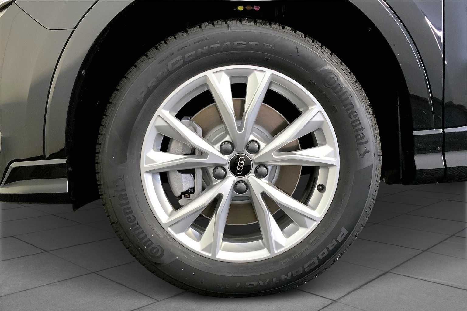 2025 Audi Q3 S Line Premium - Photo 12