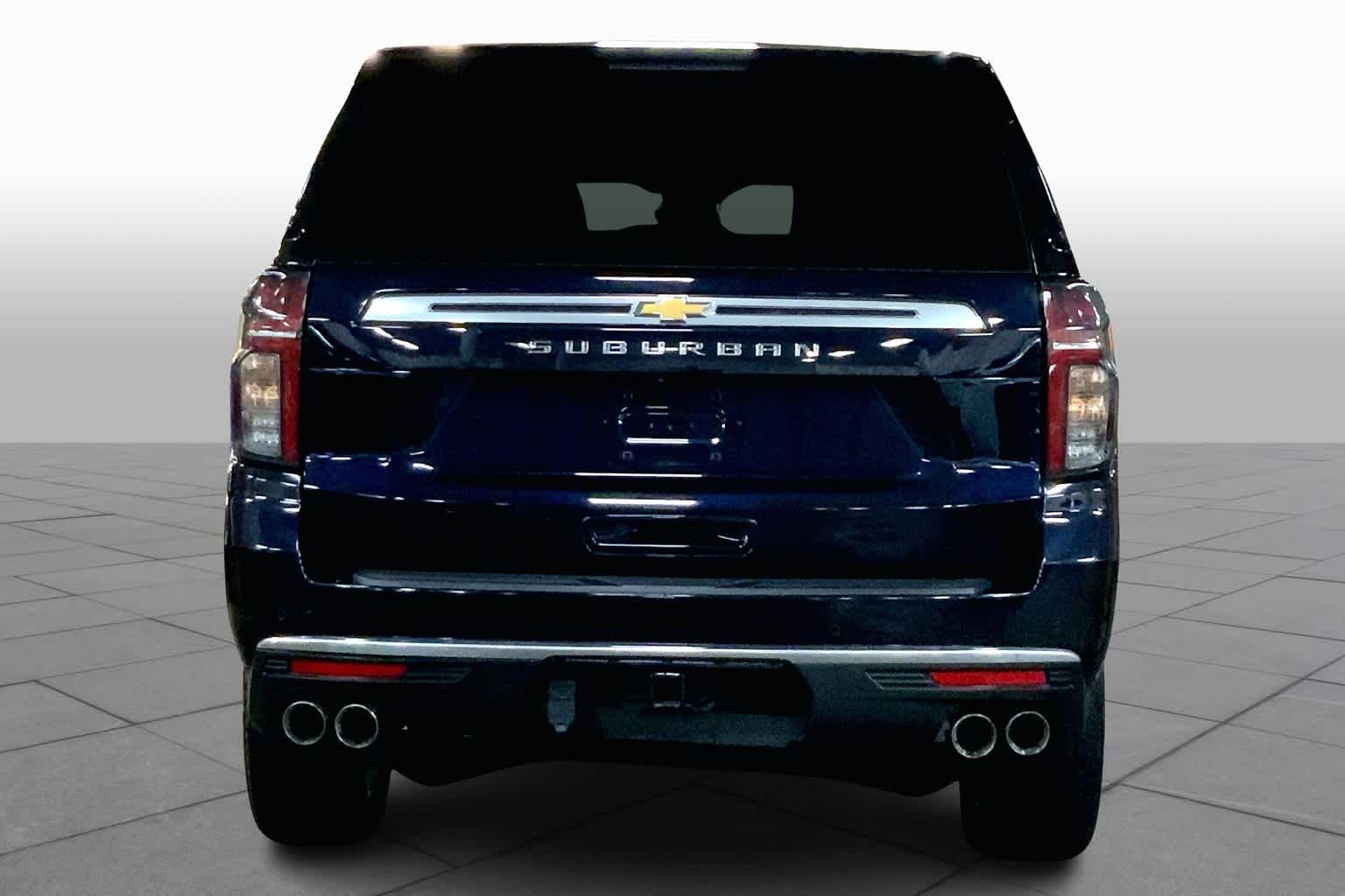 2023 Chevrolet Suburban High Country photo 4