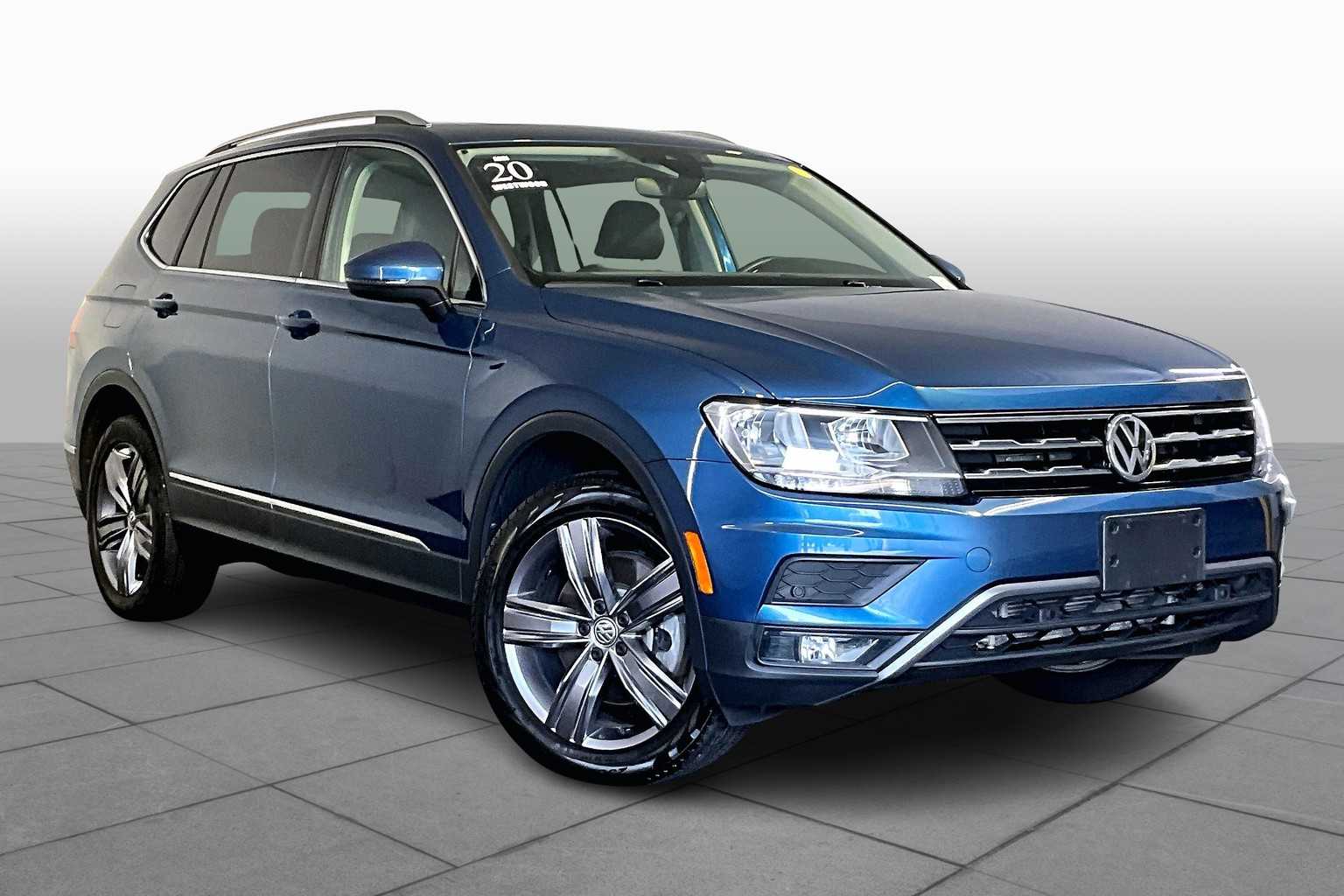 2020 Volkswagen Tiguan SEL photo 2