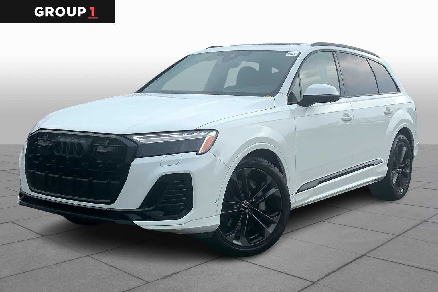 2025 Audi Q7 Premium Plus's photo