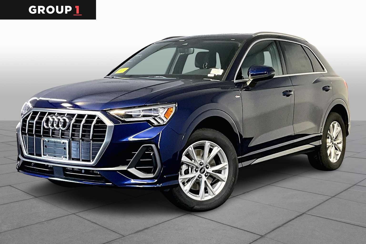 2025 Audi Q3 S Line Premium's photo
