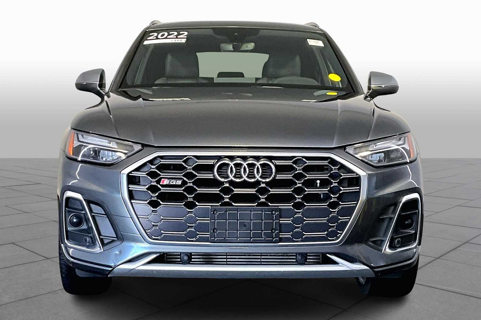 2022 Audi SQ5 Premium photo 2