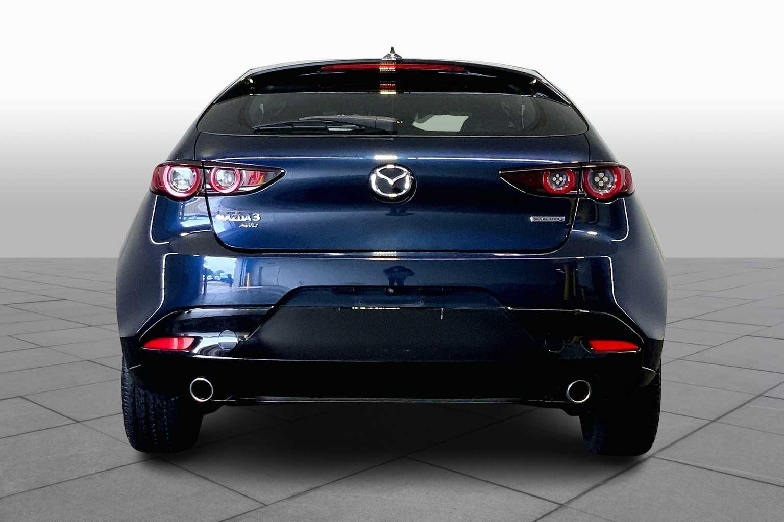 2019 Mazda Mazda3 Hatchback Premium photo 4